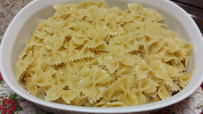 Farfalle and meat sauce