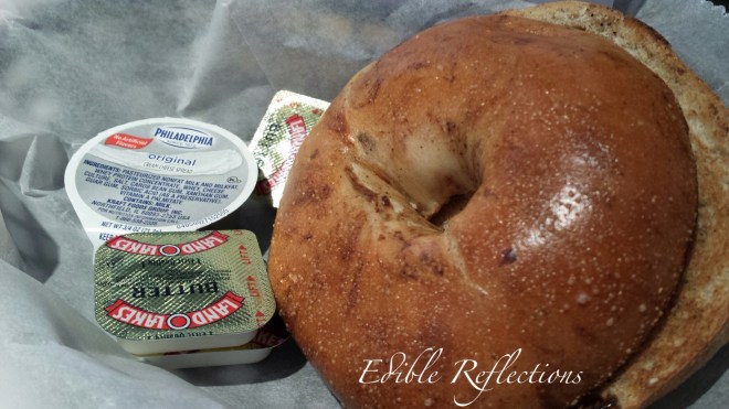 Raisin bagel that comes with the avocado turkey pastrami omelet - Noshville Delicatessen