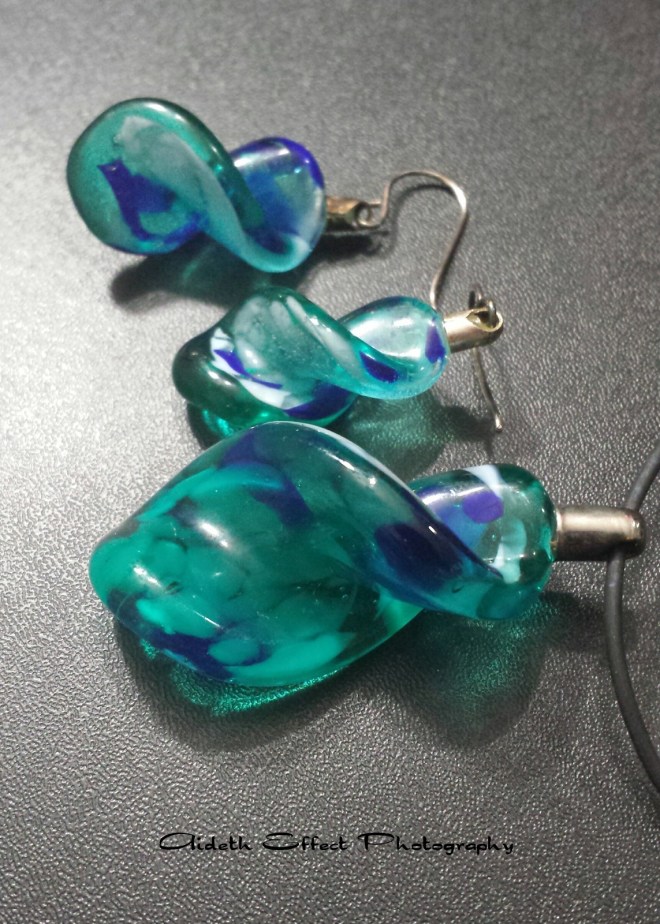 Glass jewelry with light from the left Photography 101: Glass